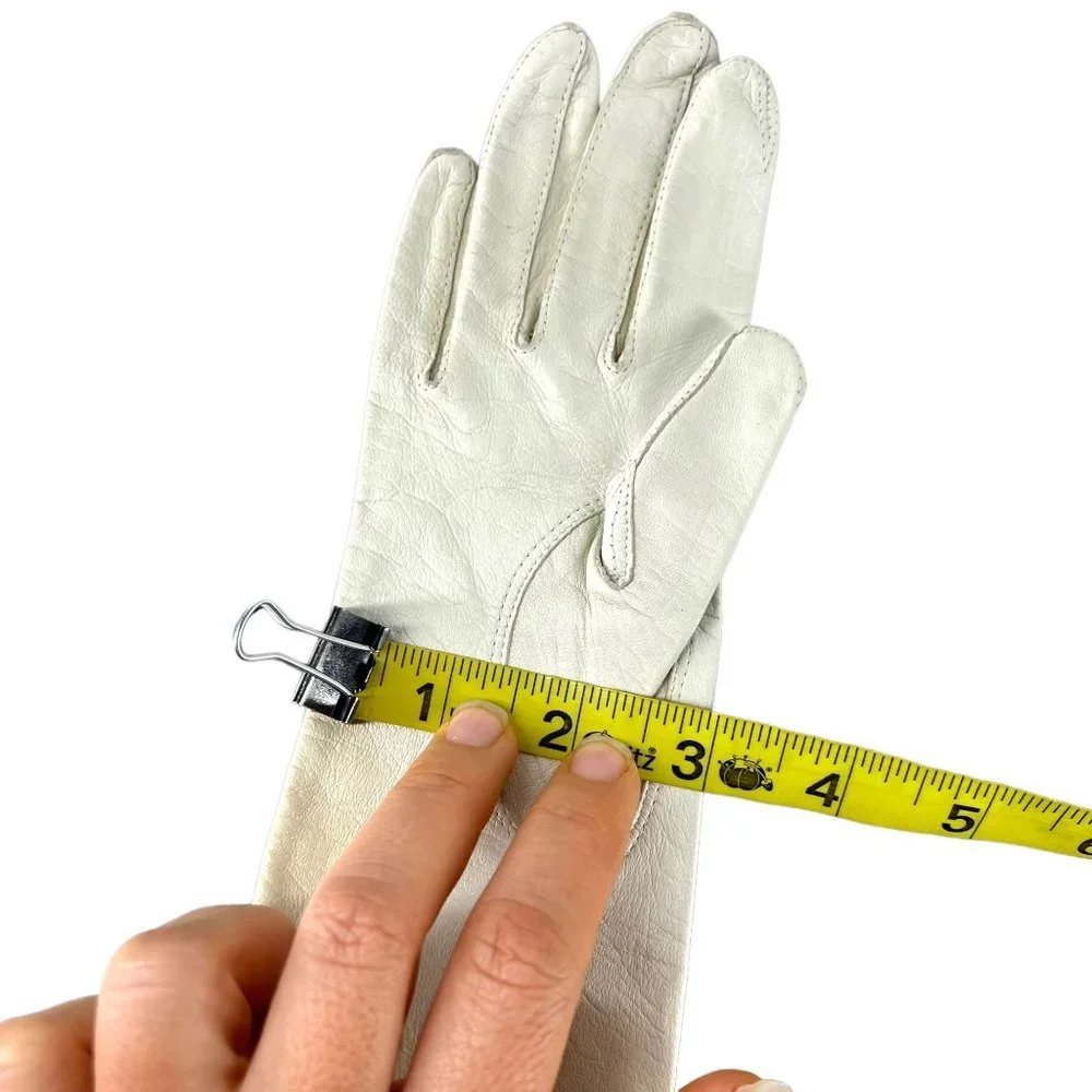 Vintage 50s Macys Marchioness Off White Mid Arm Italian Leather Gloves